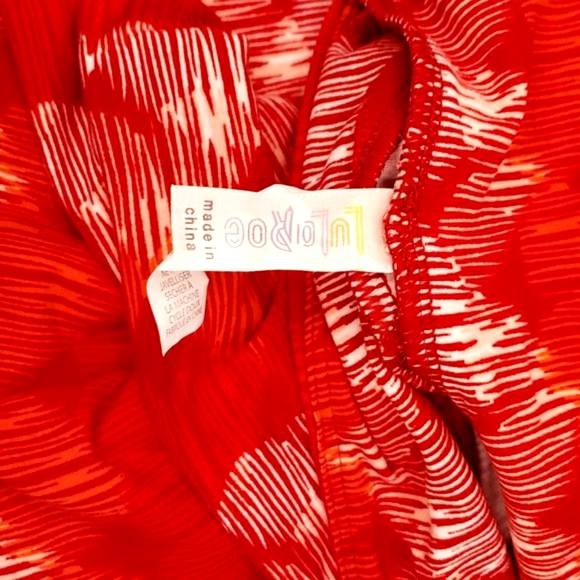 new TC Lularoe Hearts Leggings Red Tall & Curvy Super Soft VALENTINE Sleep - Picture 5 of 6